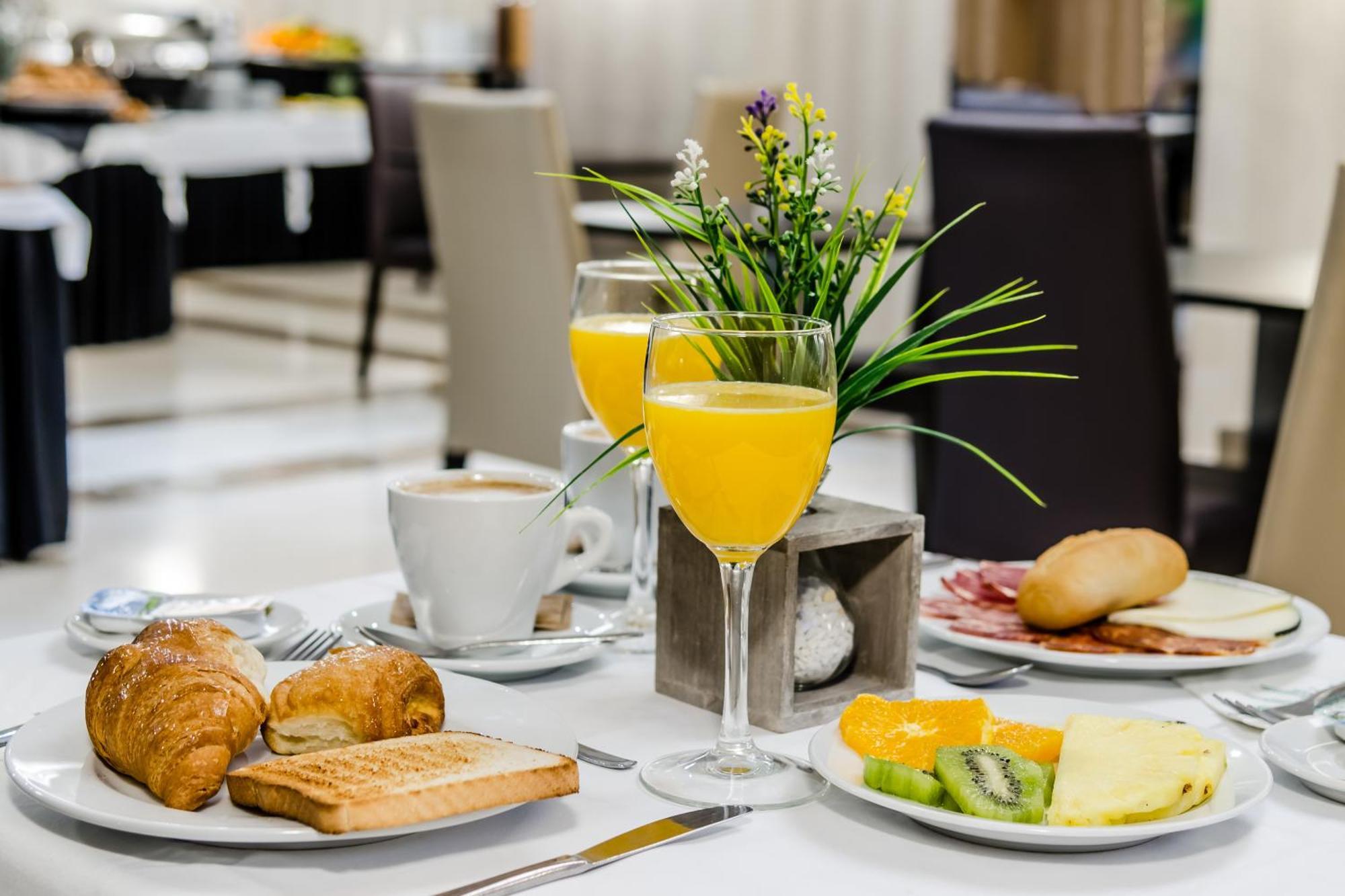Hotel Reina Cristina Τερουέλ Εξωτερικό φωτογραφία