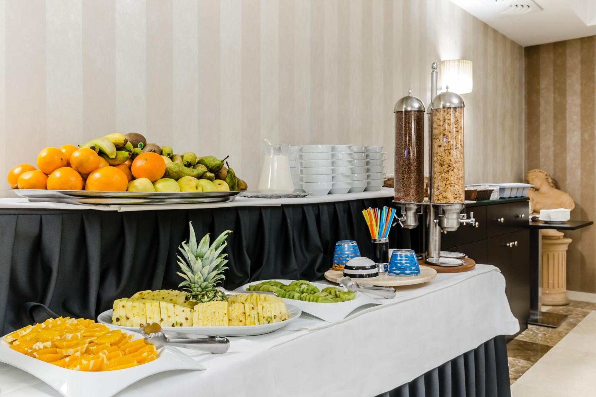 Hotel Reina Cristina Τερουέλ Εξωτερικό φωτογραφία